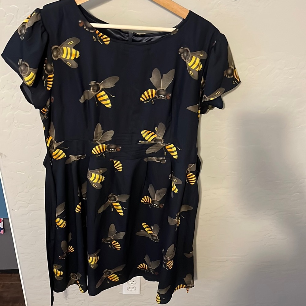LA soul xl bee dress